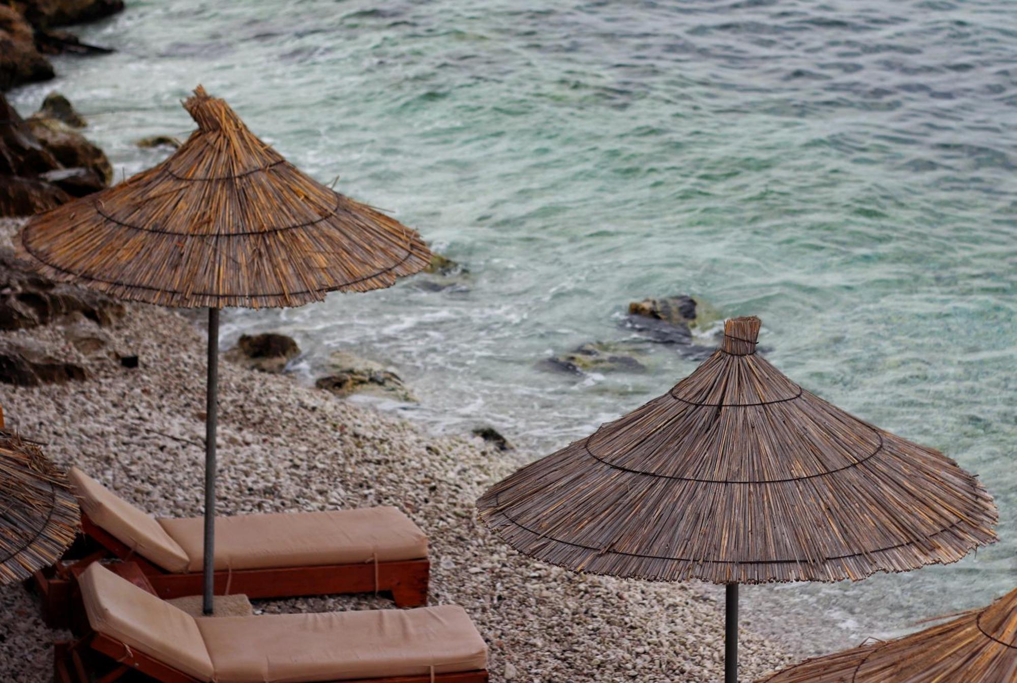 Jad Rooms Sarandë Exterior foto